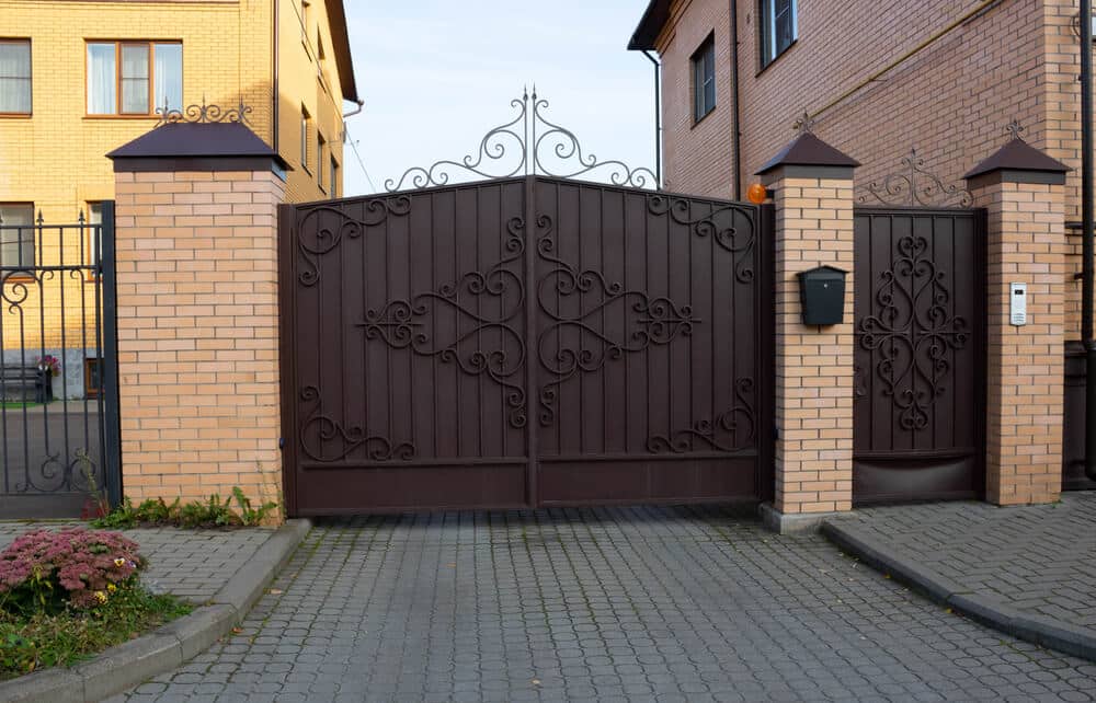 Double Gates