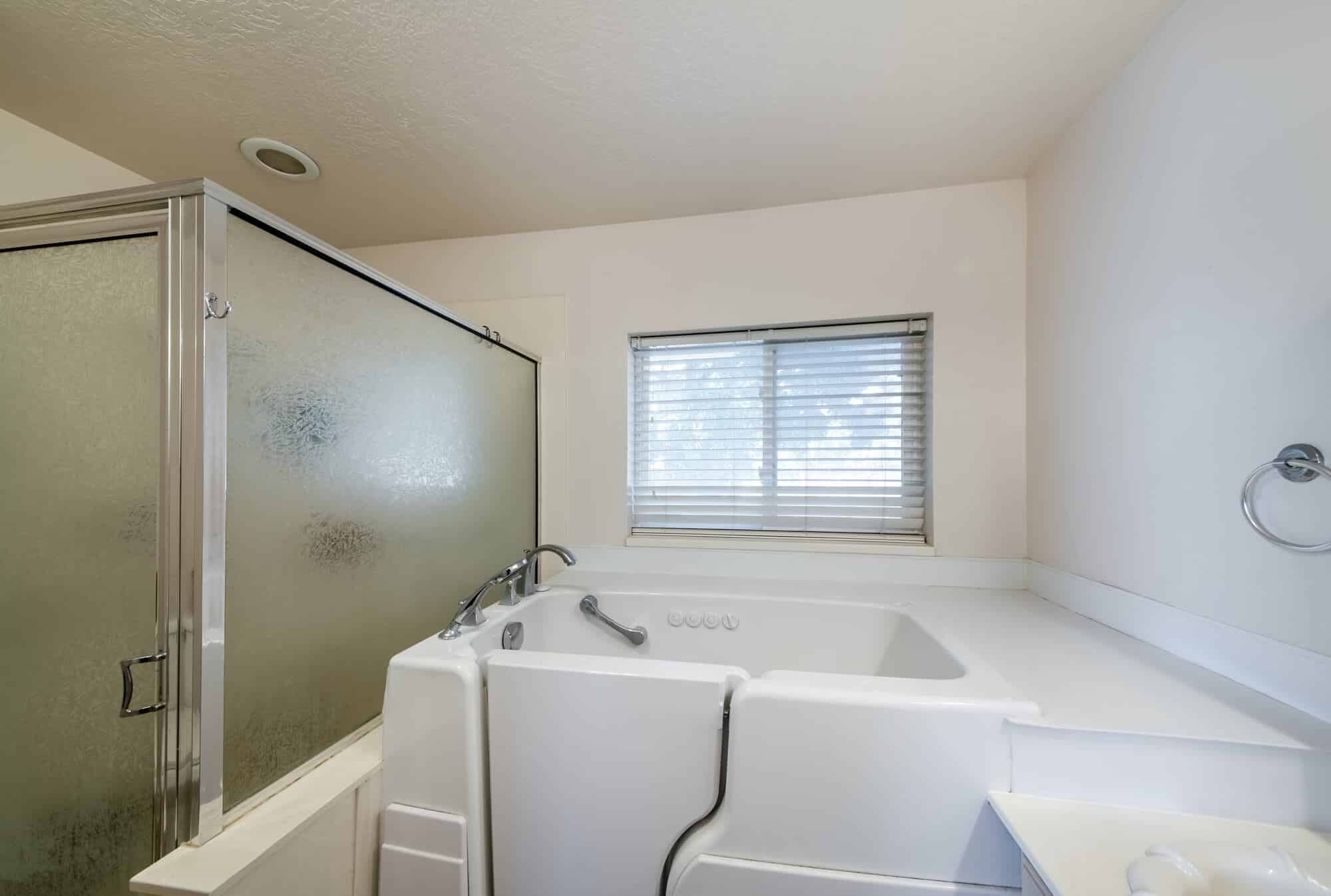 Walk-In Bathtub Remodel